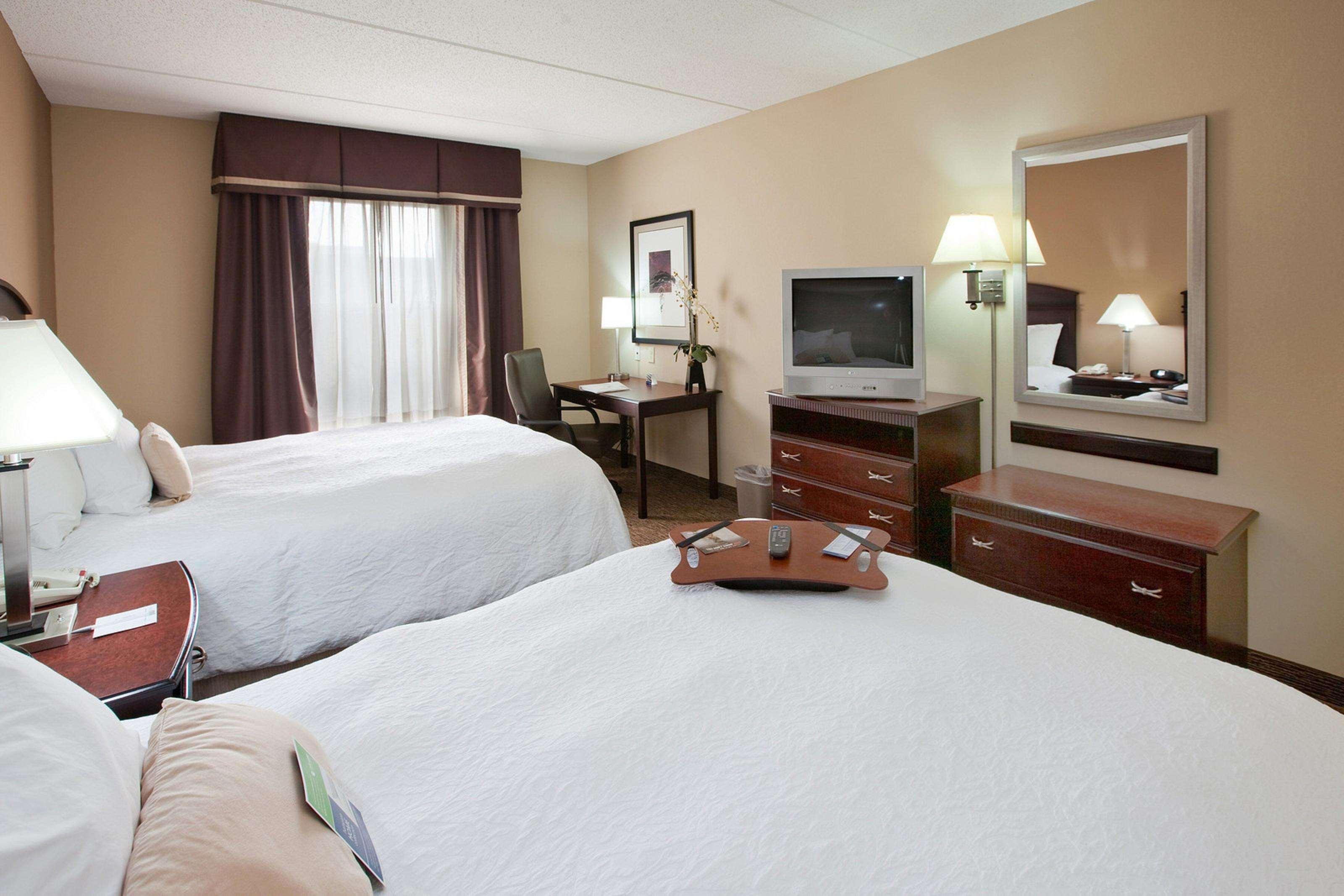Hampton Inn & Suites Бърлингтън Стая снимка