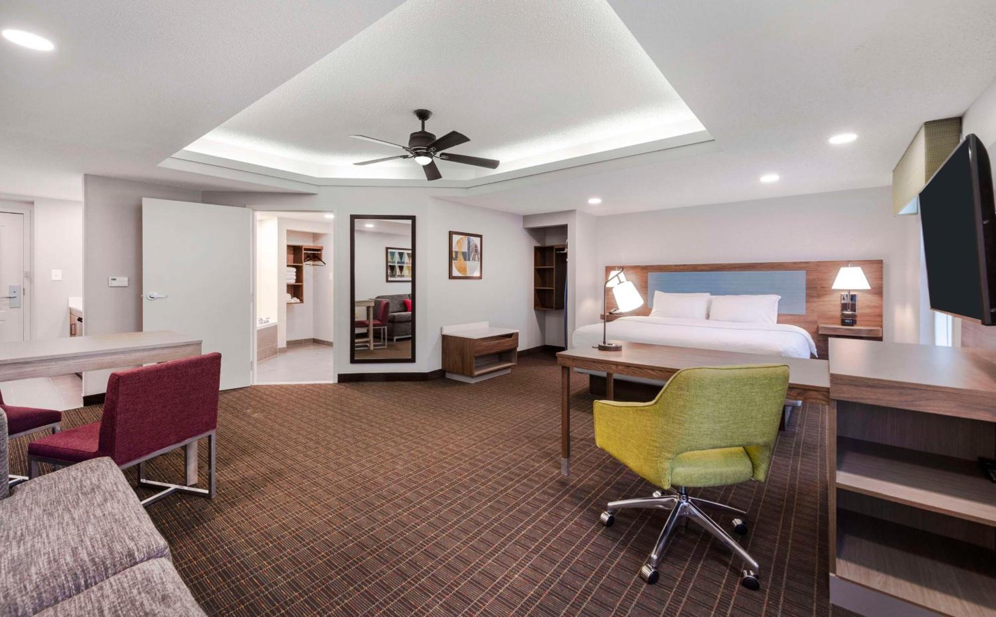 Hampton Inn & Suites Бърлингтън Екстериор снимка