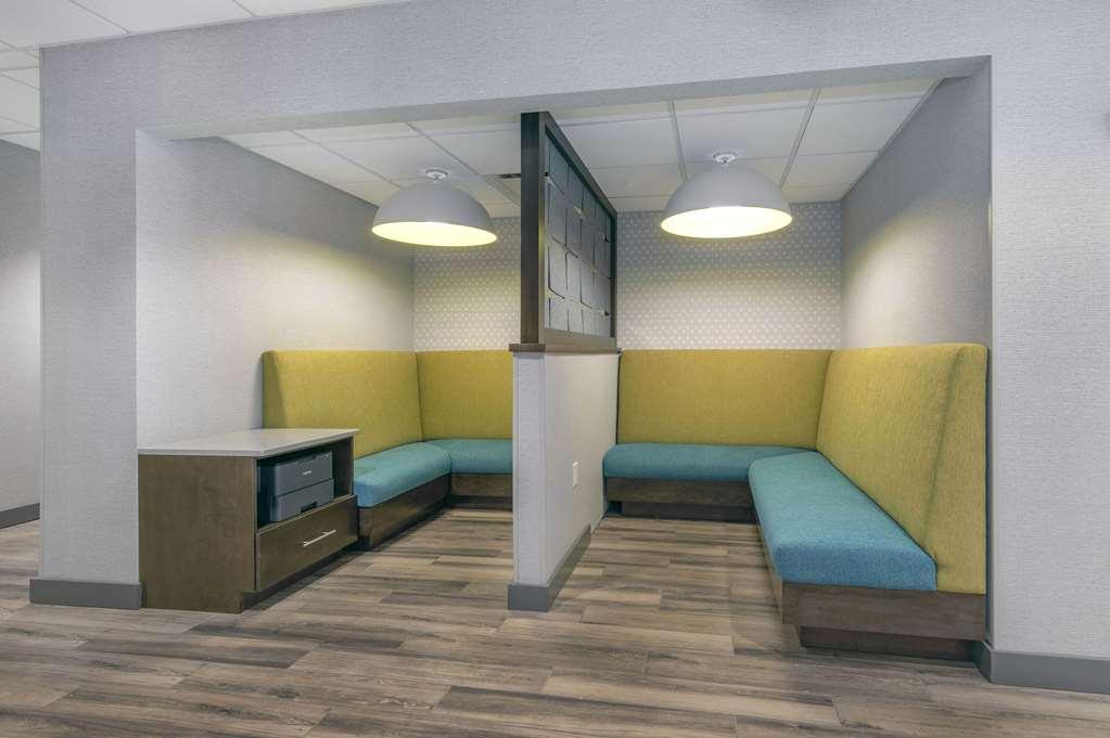 Hampton Inn & Suites Бърлингтън Съоръжения снимка